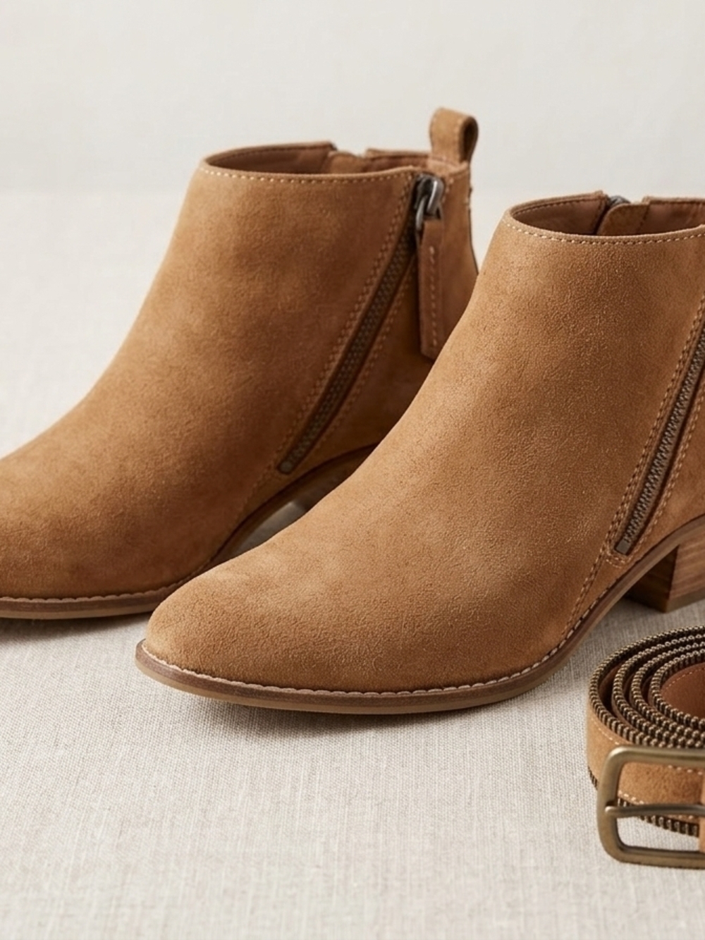 DOLCE VITA Tan Suede Ankle Booties with Side Zip size 7.5